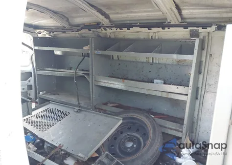 2007 Chevrolet Express Work Van z USA, uszkodzony, nr VIN 1GCFG15Z171147452